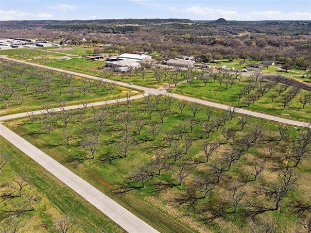 1730 Cirrus Loop, Granbury, TX 76049 - View 3