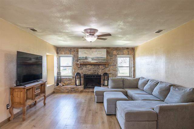 6090 County Road 137, Abilene, TX 79601 - More
