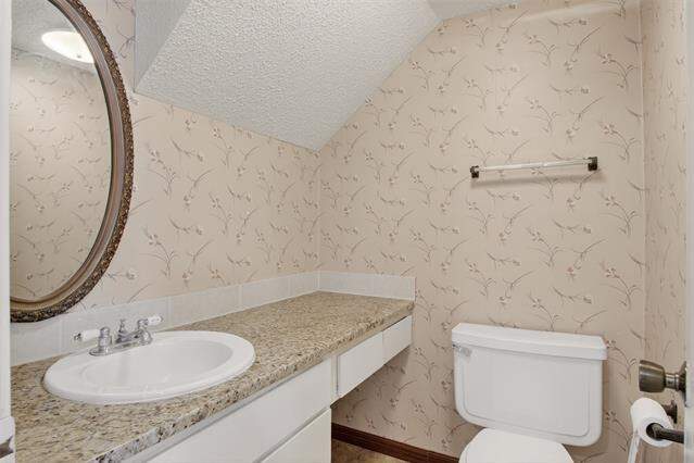 2330 Village North Drive, Richardson, TX 75081 - More