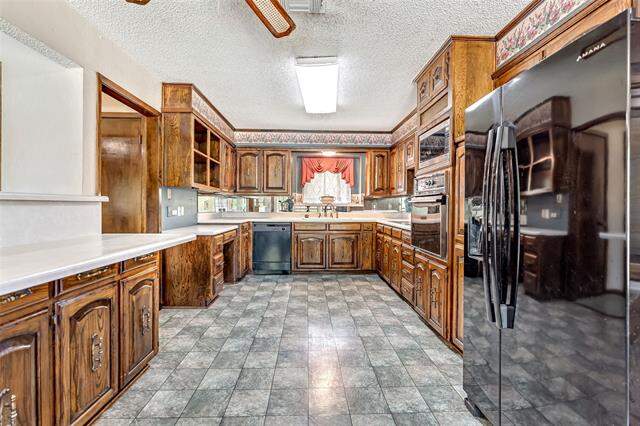 2015 Edgewood Drive, Bridgeport, TX 76426 - View 3