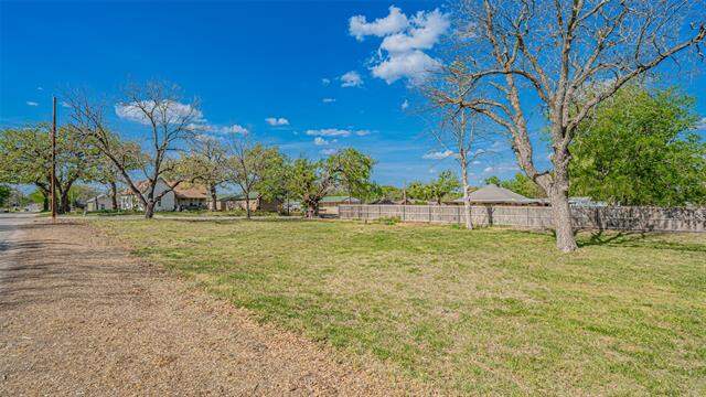 1290 W Hyman Street, Stephenville, TX 76401 - View 4