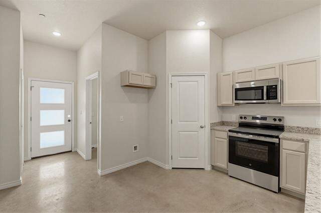 406 W Avenue C #C, Copperas Cove, TX 76522 - View 5