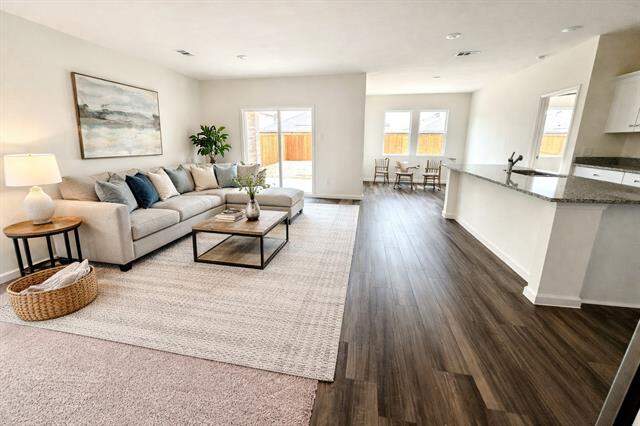 1873 Lockhart Drive, Forney, TX 75126 - View 2