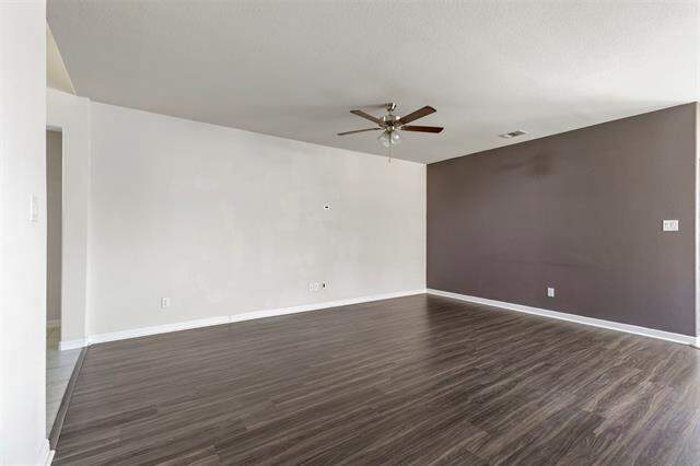 3437 Lauren Street, Krum, TX 76249 - View 5