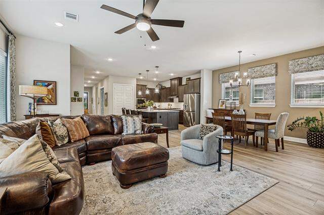 4810 Emerald Grove, Arlington, TX 76005 - View 6