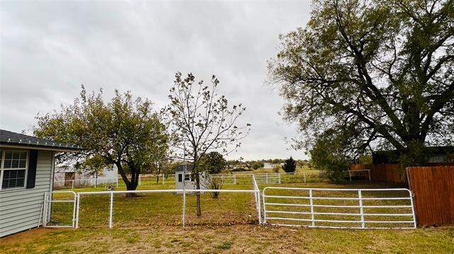 7301 Fishtrap Road, Cross Roads, TX 76227 - View 6