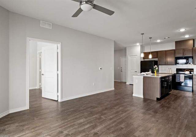 2551 N Guadalupe Street #2109, Seguin, TX 78155 - View 6