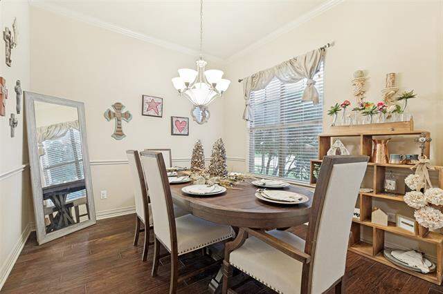 1547 Barksdale Drive, Lewisville, TX 75077 - View 4