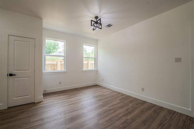 103 Ross Street W, Sulphur Springs, TX 75482 - View 5
