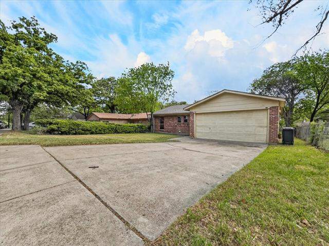 2521 Putnam Street, Fort Worth, TX 76112 - View 5