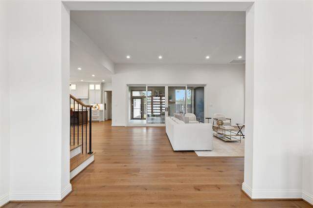 10930 Beauty Lane, Dallas, TX 75229 - View 5