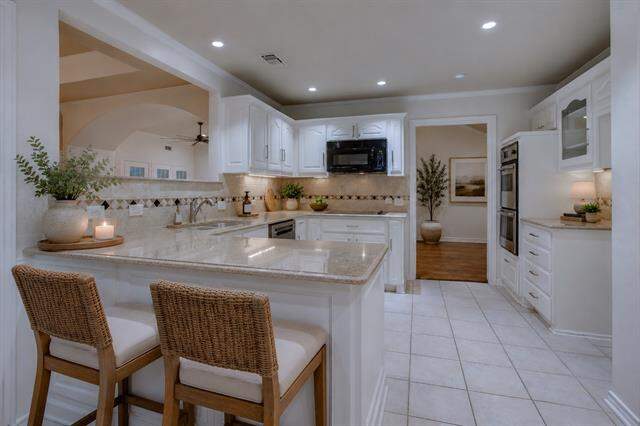 18512 Crownover Court, Dallas, TX 75252 - View 4