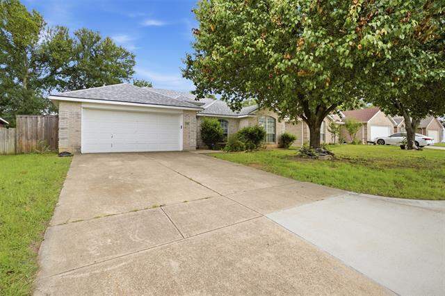 1105 Hidden Glade Drive, Mansfield, TX 76063, Mansfield