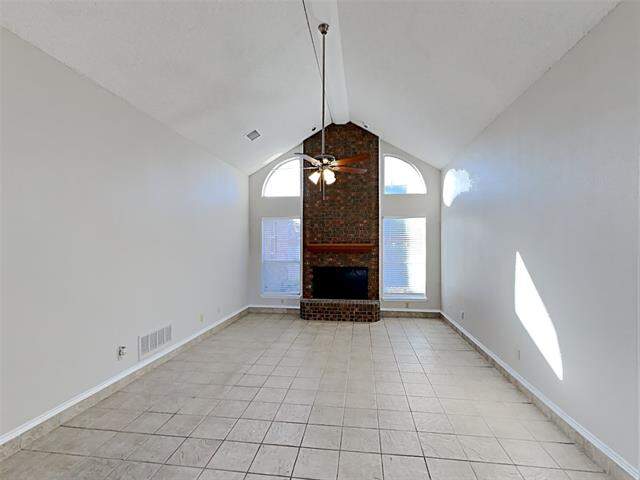 815 Mccomb Lane, Cedar Hill, TX 75104 - View 2