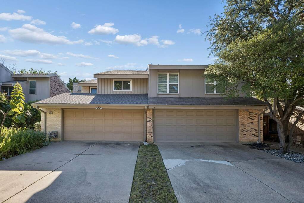 75m0d10 Developer 2958 Country Place Circle, Carrollton, TX 75006 | MLS# 21399586 ...