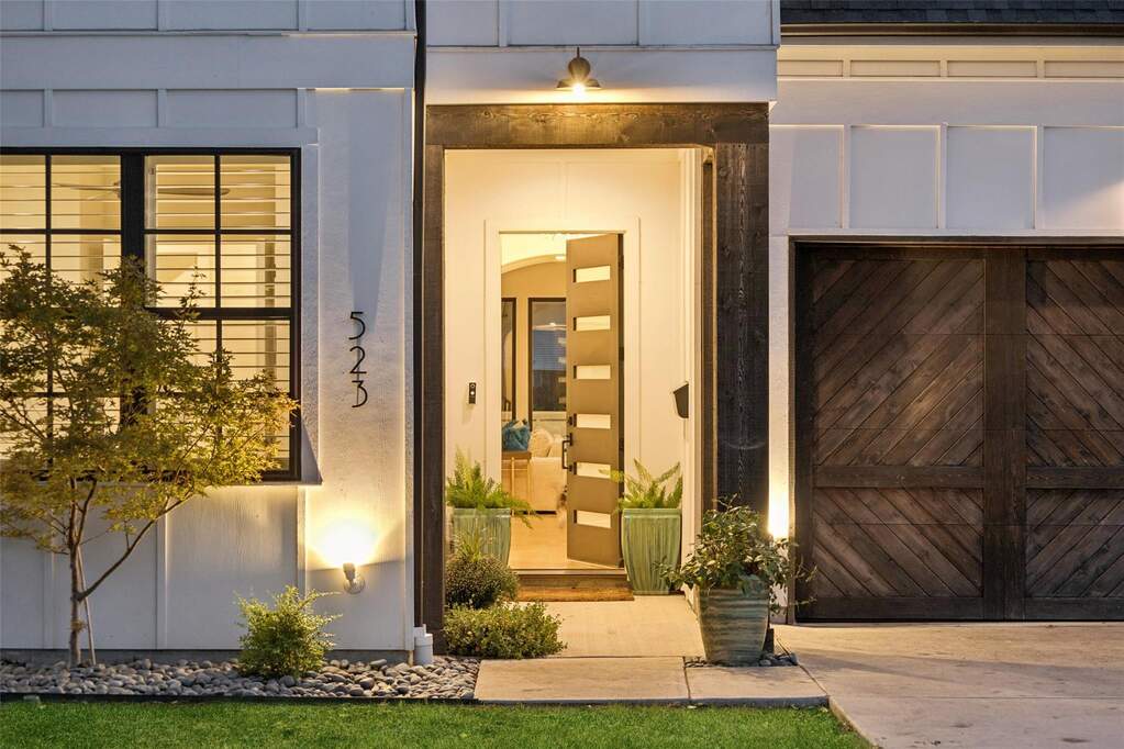 523 Cameron Avenue, Dallas, TX 75223 | MLS# 21418330 | @properties lone ...
