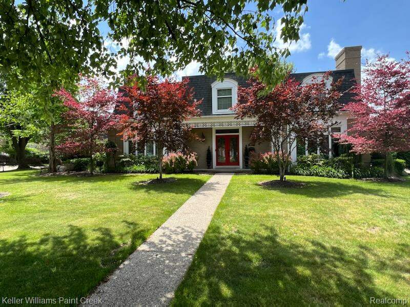 799 Lochmoor Boulevard, Grosse Pointe Woods, MI 48236 MLS