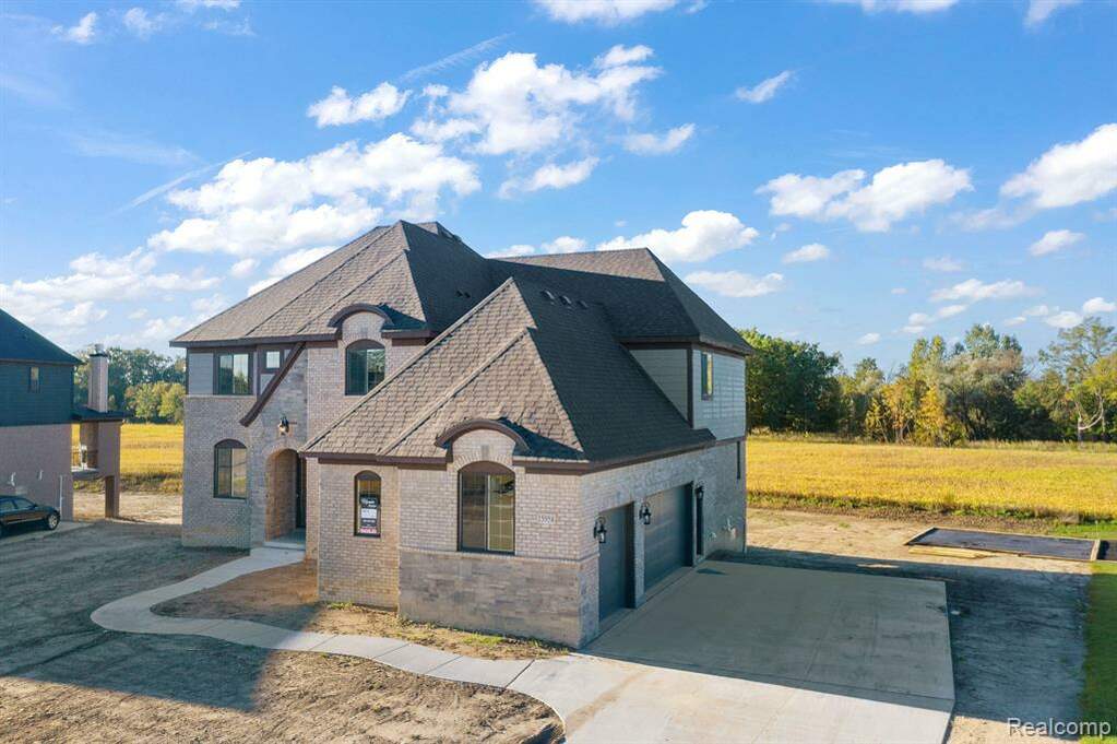 6172 Creekside Court Shelby Twp, Michigan 48316 MLS 20221014921