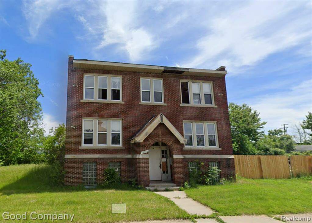 13004 Thomson Street, Highland Park, MI 48203 MLS 20221015442 properties