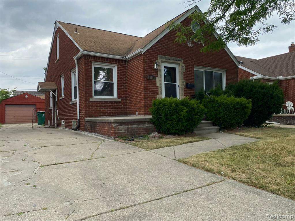 15557 Collinson Avenue, Eastpointe, MI 48021 MLS 20221026144 properties Detroit