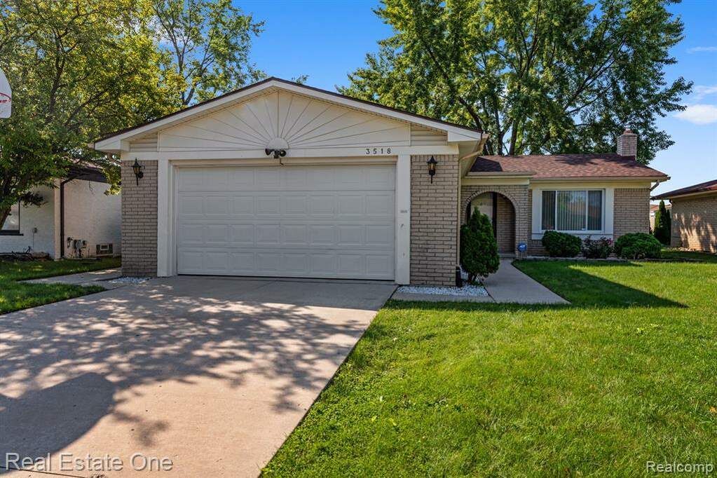 3518 Du Pon Drive, Sterling Heights, MI 48310 MLS 20221034216