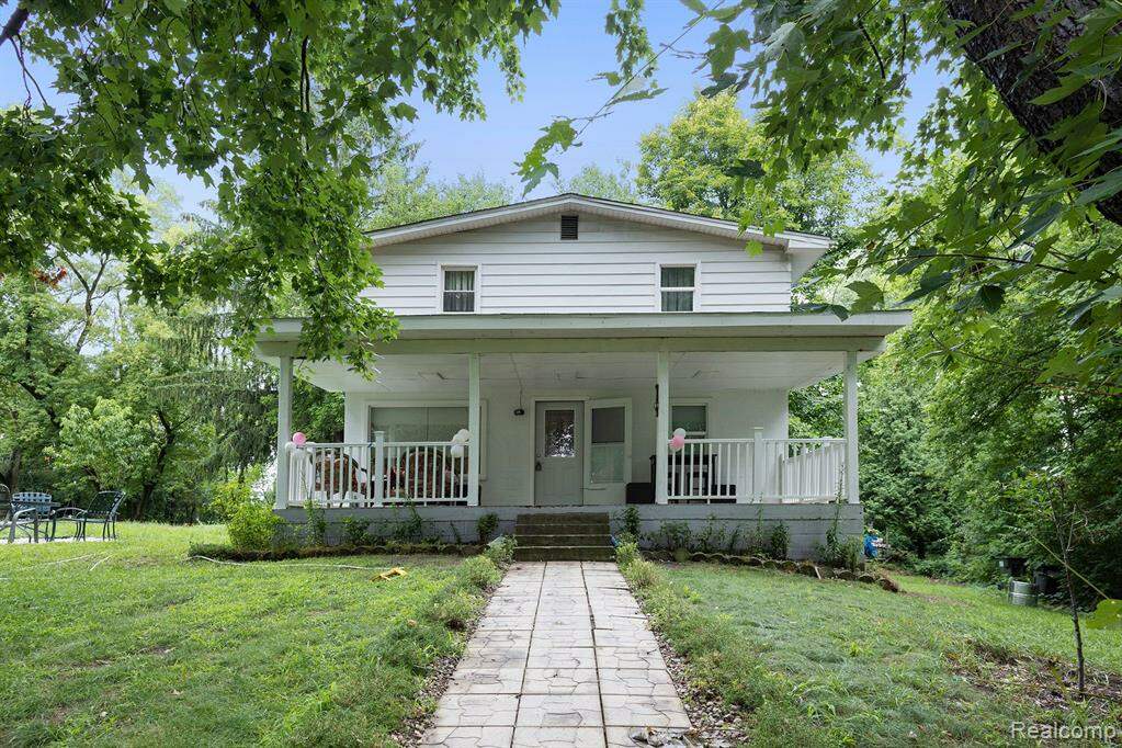 1187 E Avon Road, Rochester Hills, MI 48307 MLS 20221038557