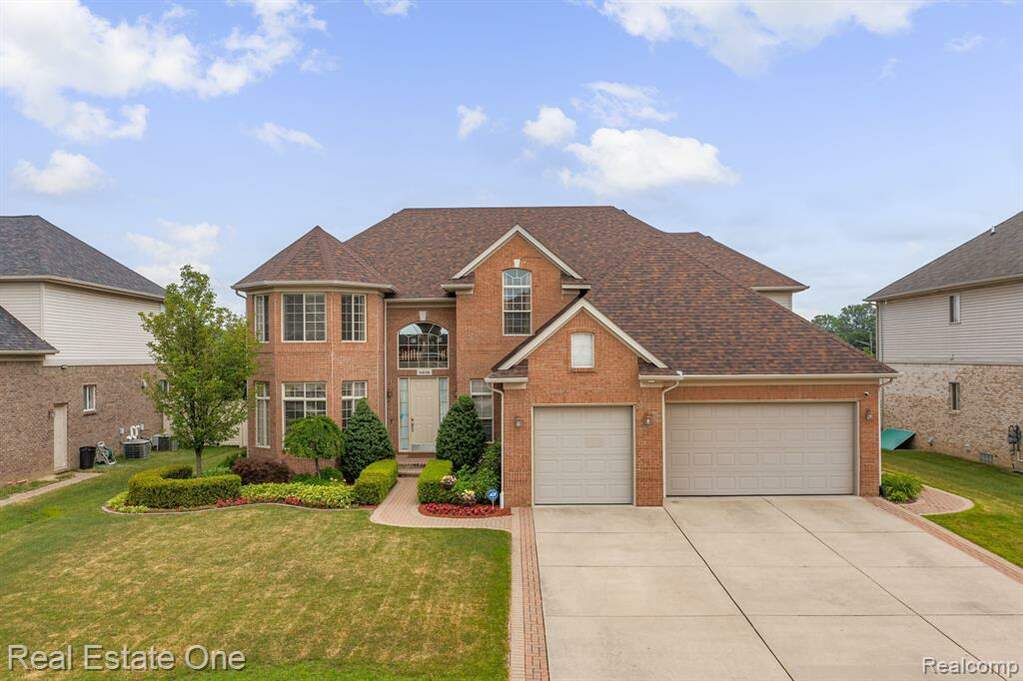 5838 Colleen Drive, Troy, MI 48085 MLS 20221048127 properties