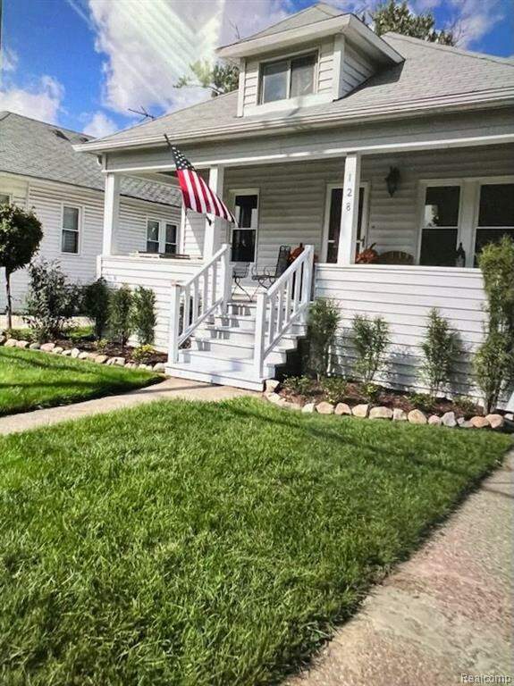 128 Hubbard Street, Mt. Clemens, MI 48043 MLS 20230006096