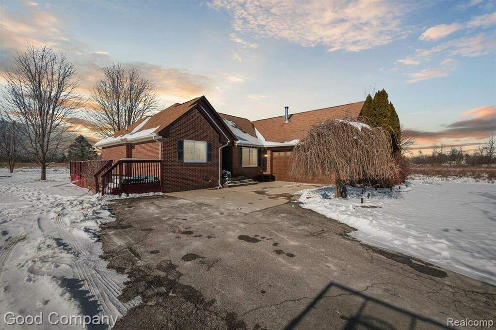 753 Holmes Road, Berlin Twp, MI 48002 MLS 20230009280 properties