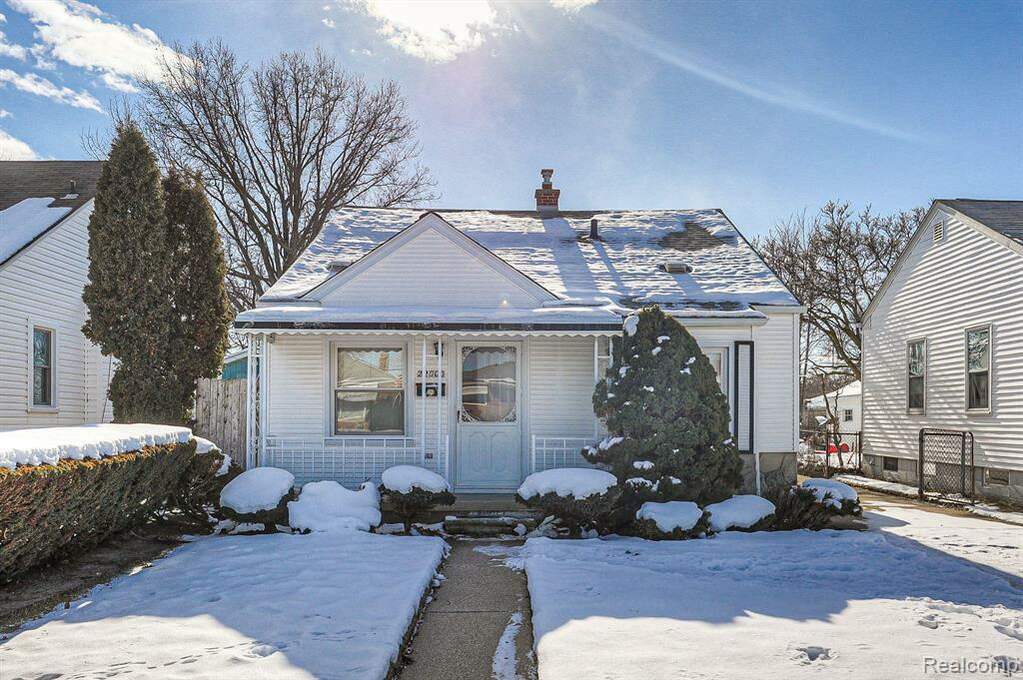 22000 Colony Street, St. Clair Shores, MI 48080 MLS 20230009343