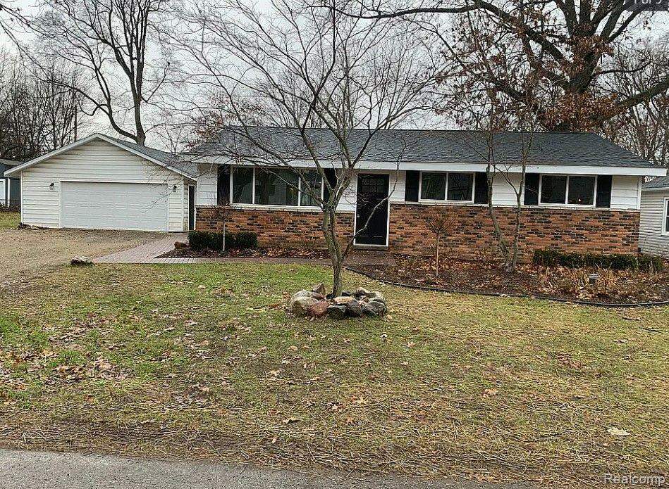 288 Tower Road, White Lake Twp, MI 48386 MLS 20230009470 properties