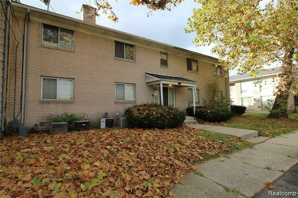 22140 Dante Street 110, Oak Park, MI 48237 MLS 20230009800