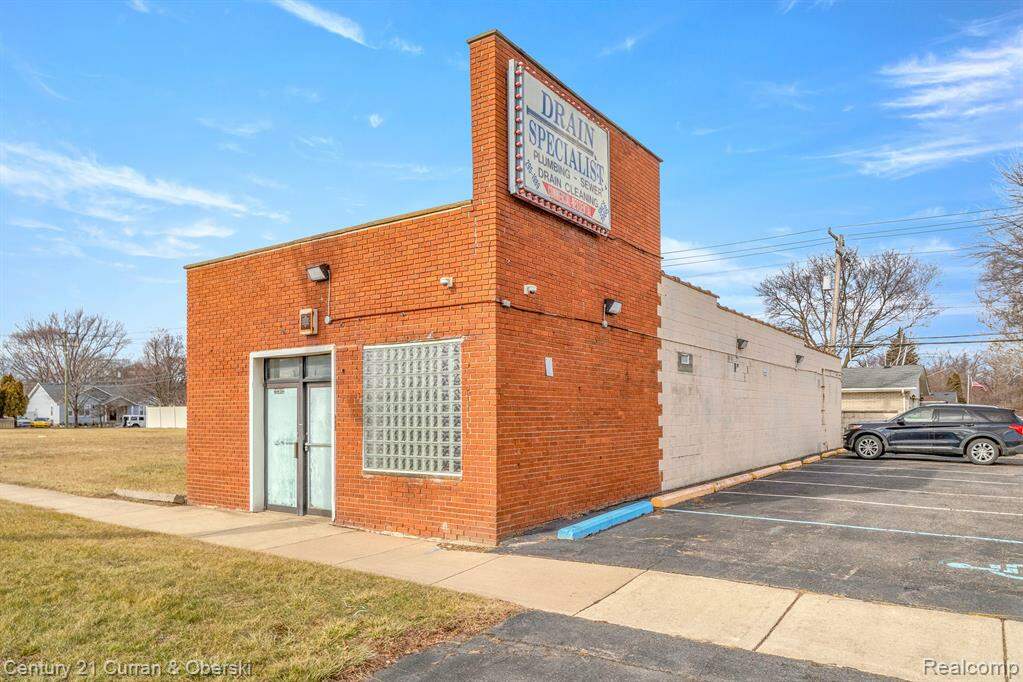 22302 Van Born Road, Dearborn Heights, MI 48125 MLS 20230009882