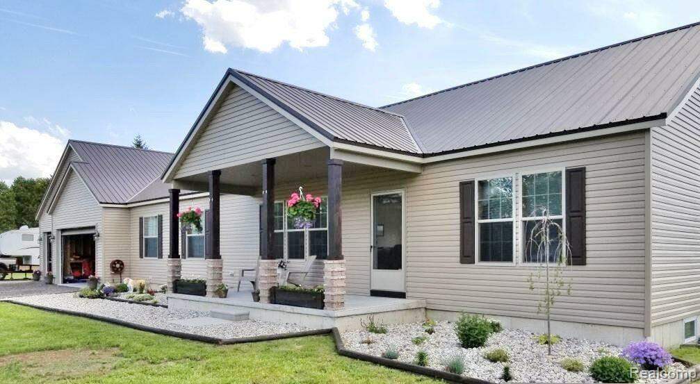 6021 State Road, Burtchville Twp, MI 48059 MLS 20230010012