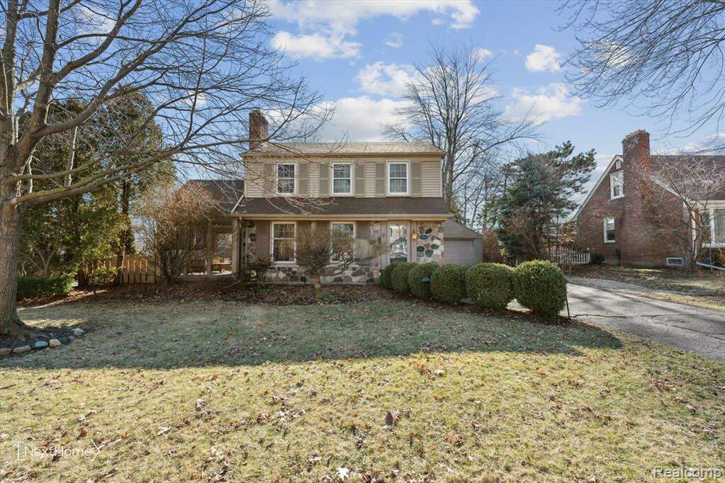 1791 Hawthorne Road, Grosse Pointe Woods, MI 48236 MLS 20230010459