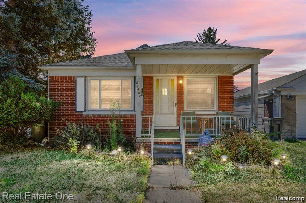 21400 Outer Drive, Dearborn, MI 48124 MLS 20230013001 properties