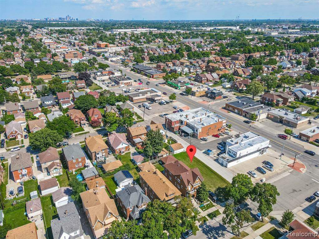 7226 Jonathon Street, Dearborn, MI 48126 MLS 20230013746 properties