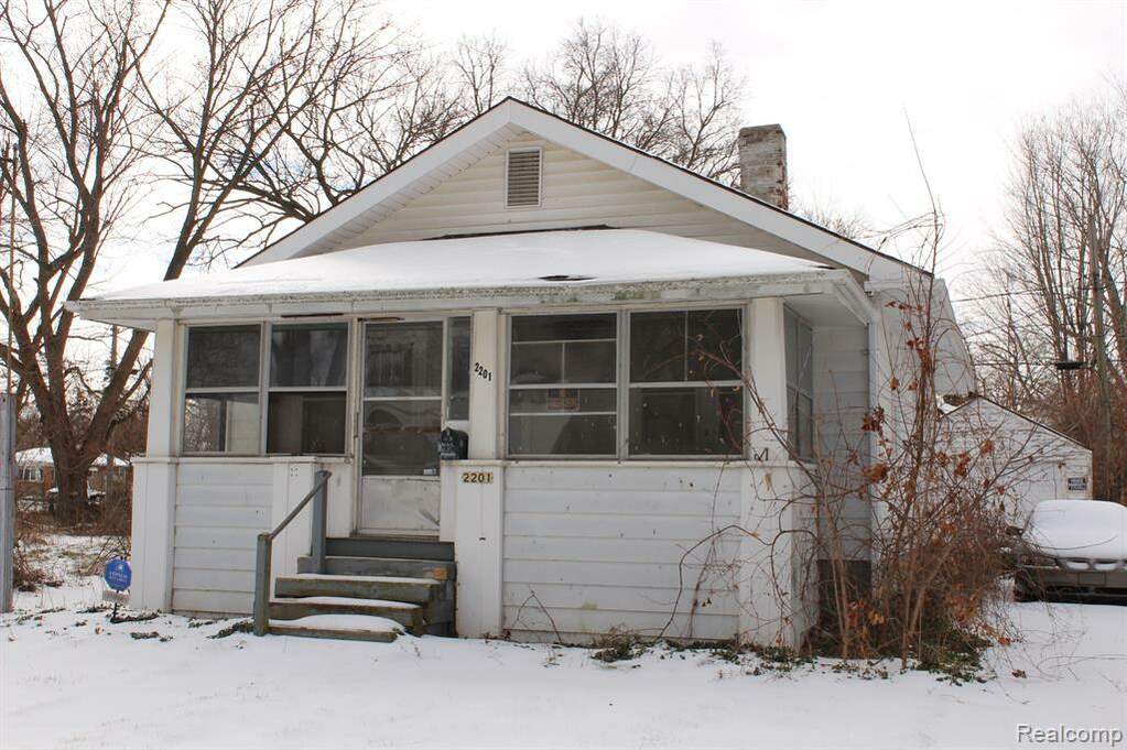 2201 Stevenson Street, Flint, MI 48504 MLS 20230013753 properties