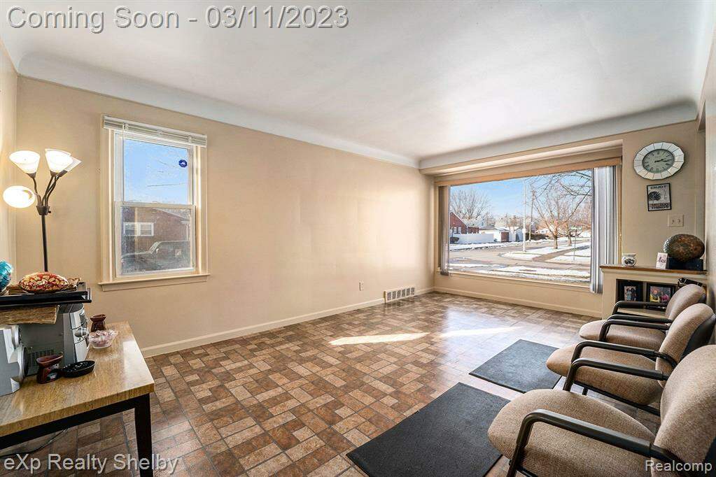 19902 Country Club Drive, Harper Woods, MI 48225 MLS 20230015654