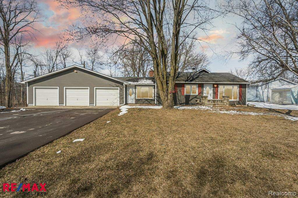 8160 Van Buren Road, Handy Twp, MI 48836 MLS 20230017878 properties REMI Christie's
