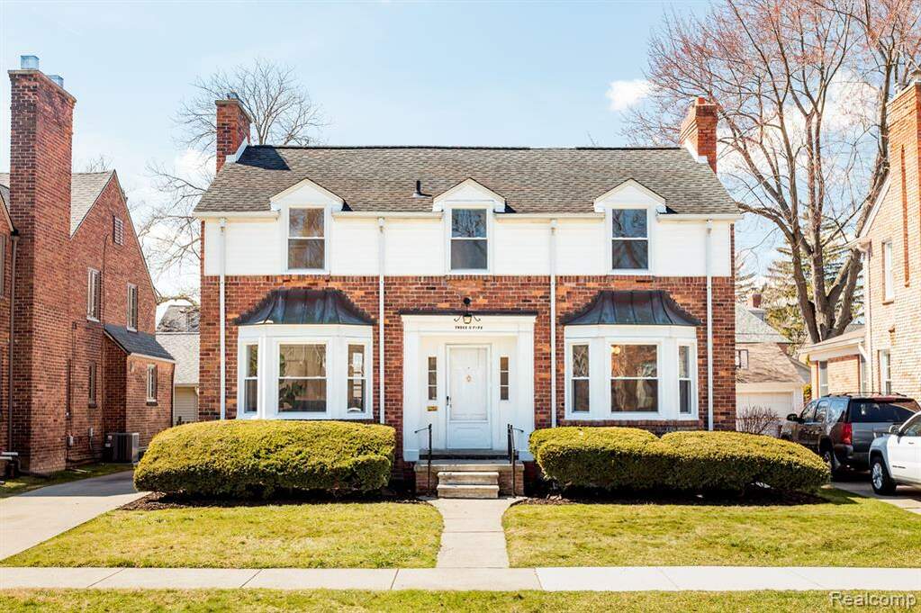 305 Mckinley Avenue, Grosse Pointe Farms, MI 48236 MLS 20230018326 properties