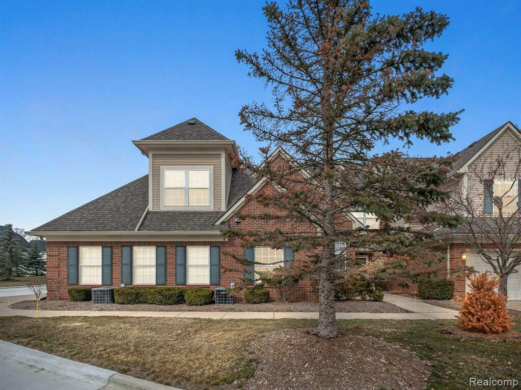 7683 Ambassador Drive, Shelby Twp, MI 48316 MLS 20230019190