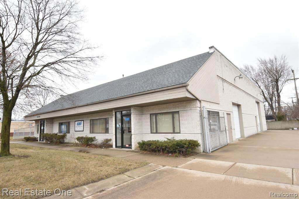 1340 E 11 Mile Road, Madison Heights, MI 48071 MLS 20230020193