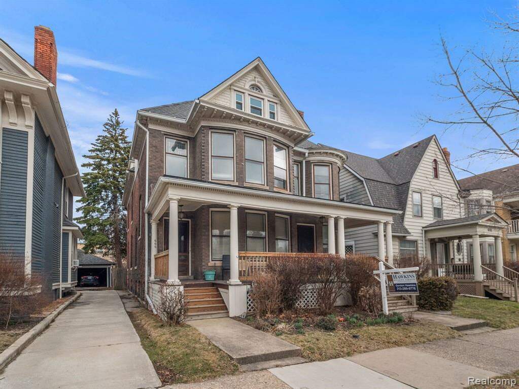 662 Van Dyke Street, Detroit, MI 48214 MLS 20230020802 properties