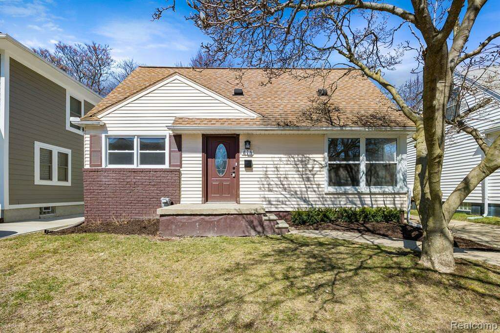 416 Walnut Avenue, Royal Oak, MI 48073 MLS 20230021270 properties