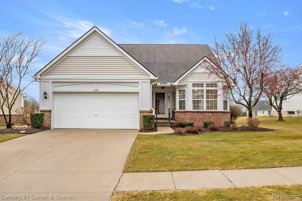 3187 Mackenzie Drive, Genoa Twp, MI 48843 MLS 20230022116