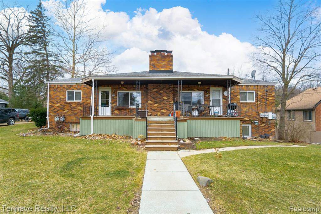 2066 Dunwoodie Court, Brandon Twp, MI 48462 MLS 20230022448