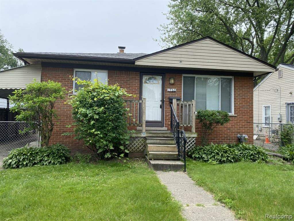 1760 E Harry Avenue, Hazel Park, MI 48030 MLS 20230022990 properties