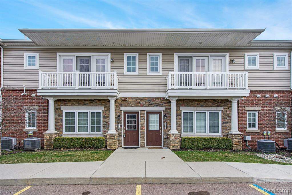 5625 Arbor Chase Drive, Scio Twp, MI 48103 MLS 20230025171