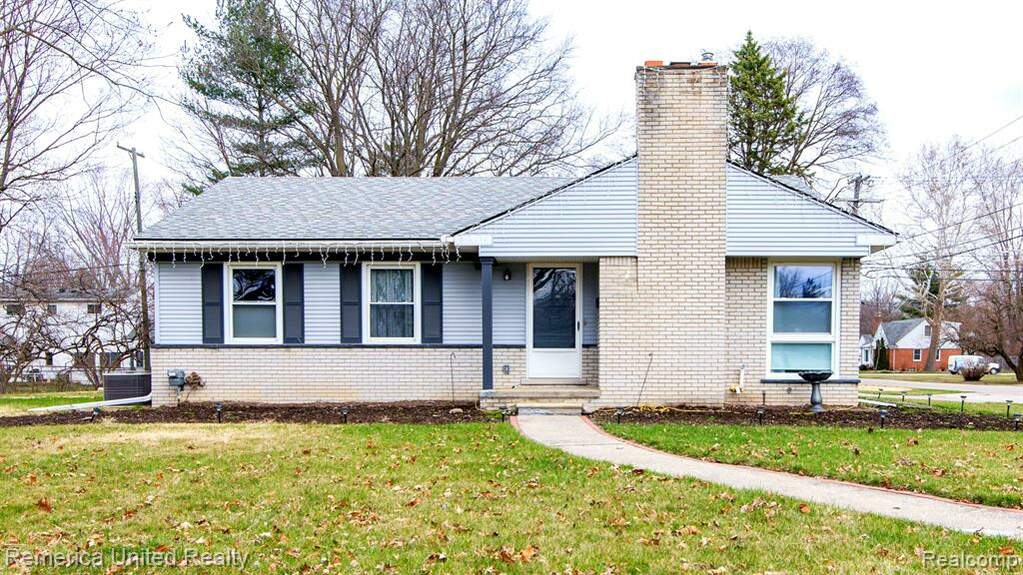 34216 Coventry Drive, Livonia, MI 48154 MLS 20230025501